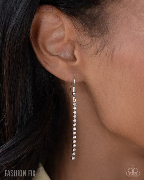 Sinuous Sophistication - White