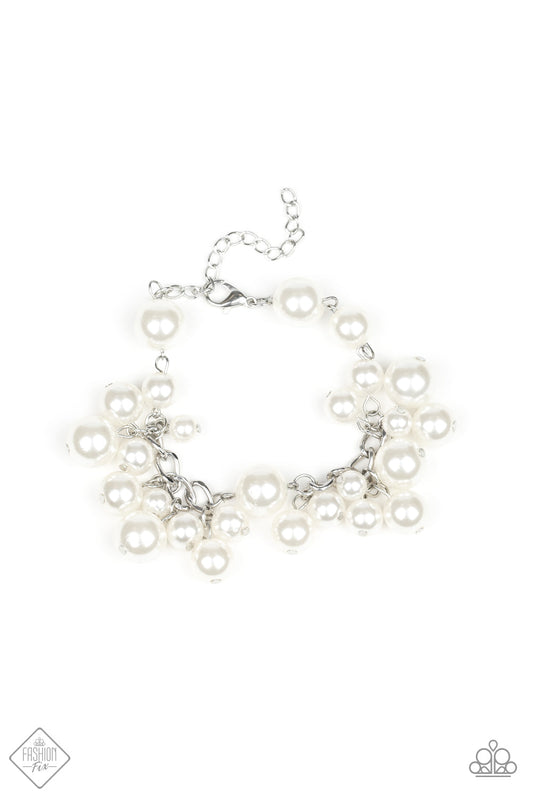 Girls in Pearls - White